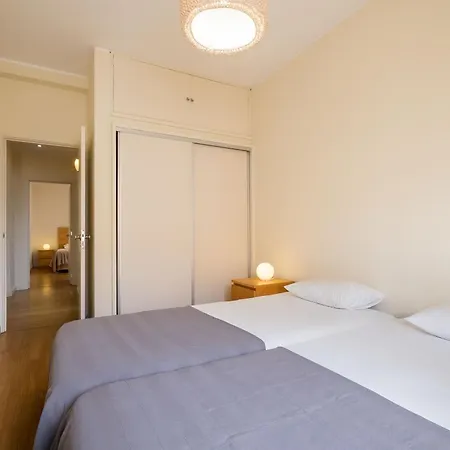53 Urban Place