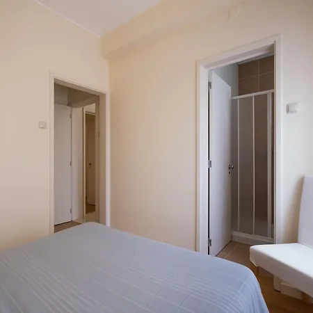53 Urban Place *