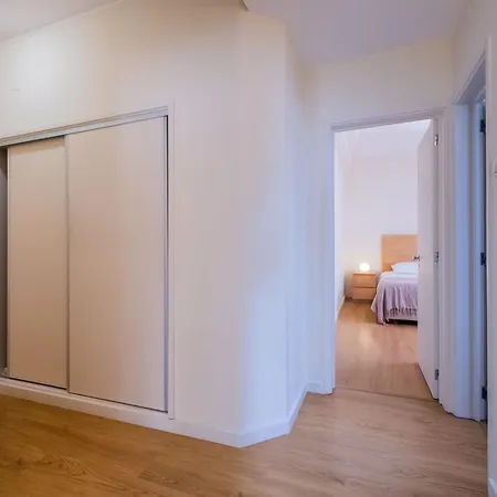 53 Urban Place Apartmán *